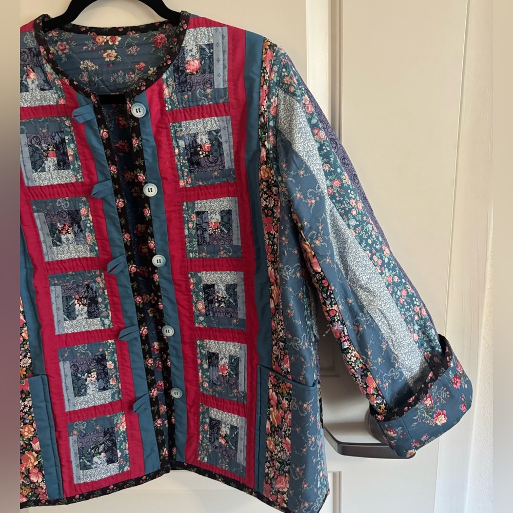 Vintage Handmade Quilted Quilt Patchwork Jacket - Multicolor, Floral Rare - Picture 3 of 6